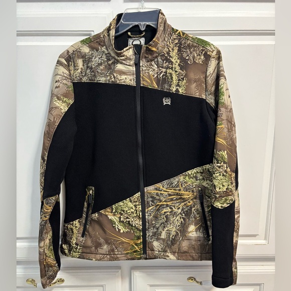 Cinch Jackets & Blazers - Cinch Outdoor Real Tree Soft Shell Black Camo Jacket Women’s Size Large
